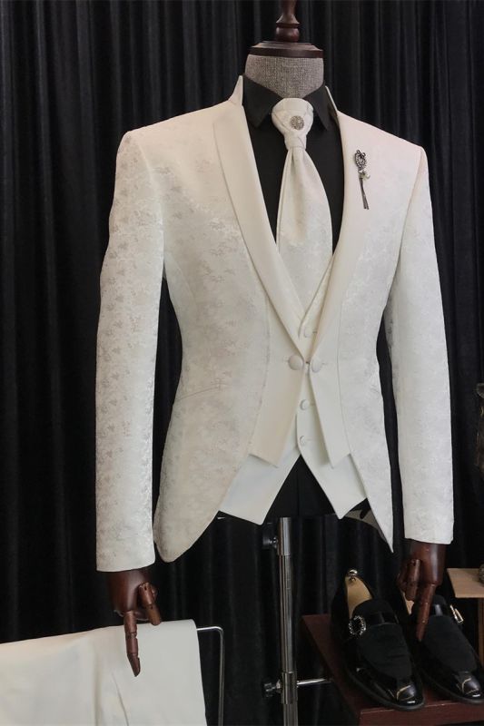 New White Jacquard Three Piece Wedding Suit With Special Lapel