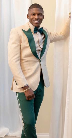 Stylish Off White Jacquard Two Pieces Prom Suits With Green Peaked Lapel